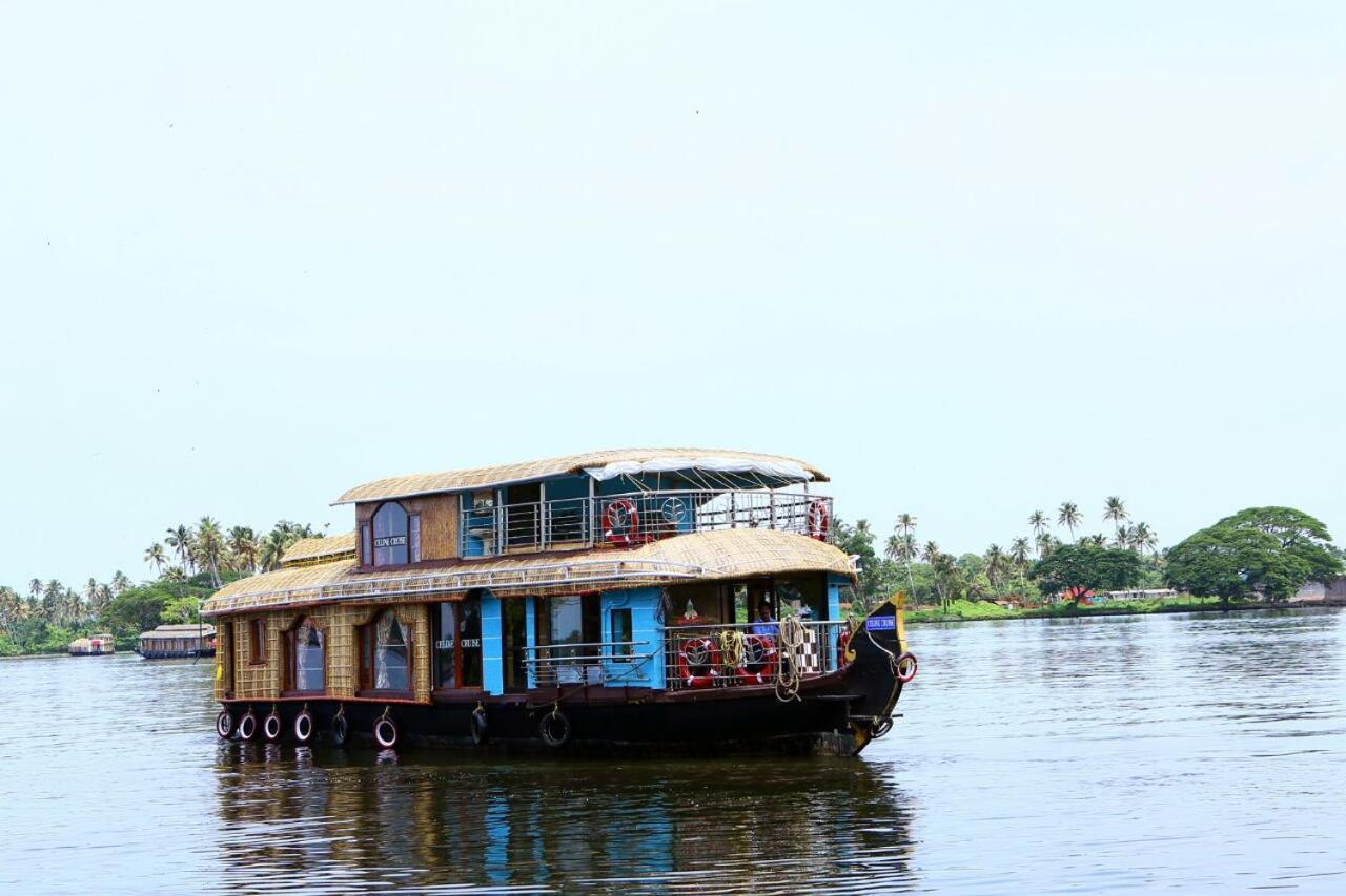 Готель Marari Houseboat Марарікулем Екстер'єр фото